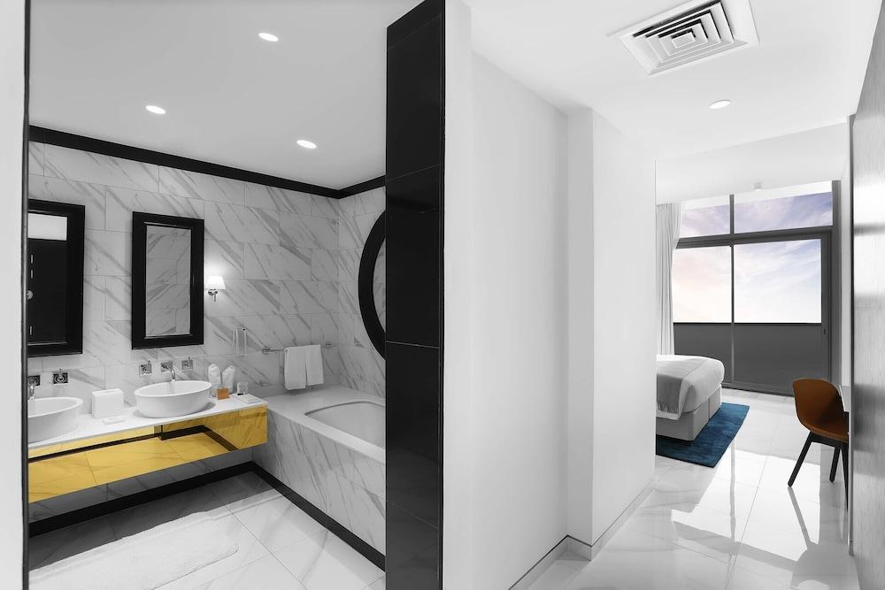 Aparthotel Millennium Atria Business Bay Dubaj Exteriér fotografie A bathroom designed with the help of ArchiCAD