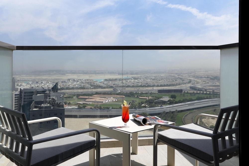 Aparthotel Millennium Atria Business Bay Dubaj Exteriér fotografie View from the balcony of a suite